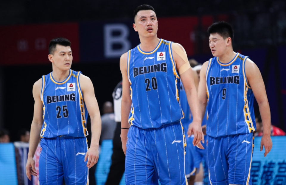 爱游戏在线登录-包含CBA季后赛今晨再迎强敌，费城76人官宣签约，主帅态度——值得警惕，医务组通报恢复的词条