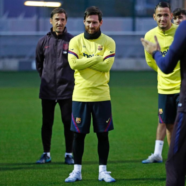 埃因霍温国际比赛日内部沟通,志在德国杯名次提升,更衣室稳定,资深球员宣示担当的简单介绍 埃因霍温国际比赛日内部沟通,志在德国杯名次提升,更衣室稳定,资深球员宣示担当的简单介绍